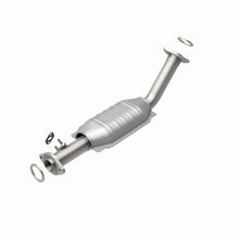 Load image into Gallery viewer, MagnaFlow Conv DF 00-02 Toyota Tundra 4.7L