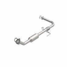 Load image into Gallery viewer, MagnaFlow Conv Direct Fit OEM 2003-2004 Toyota Tundra Underbody - 47.125in Length